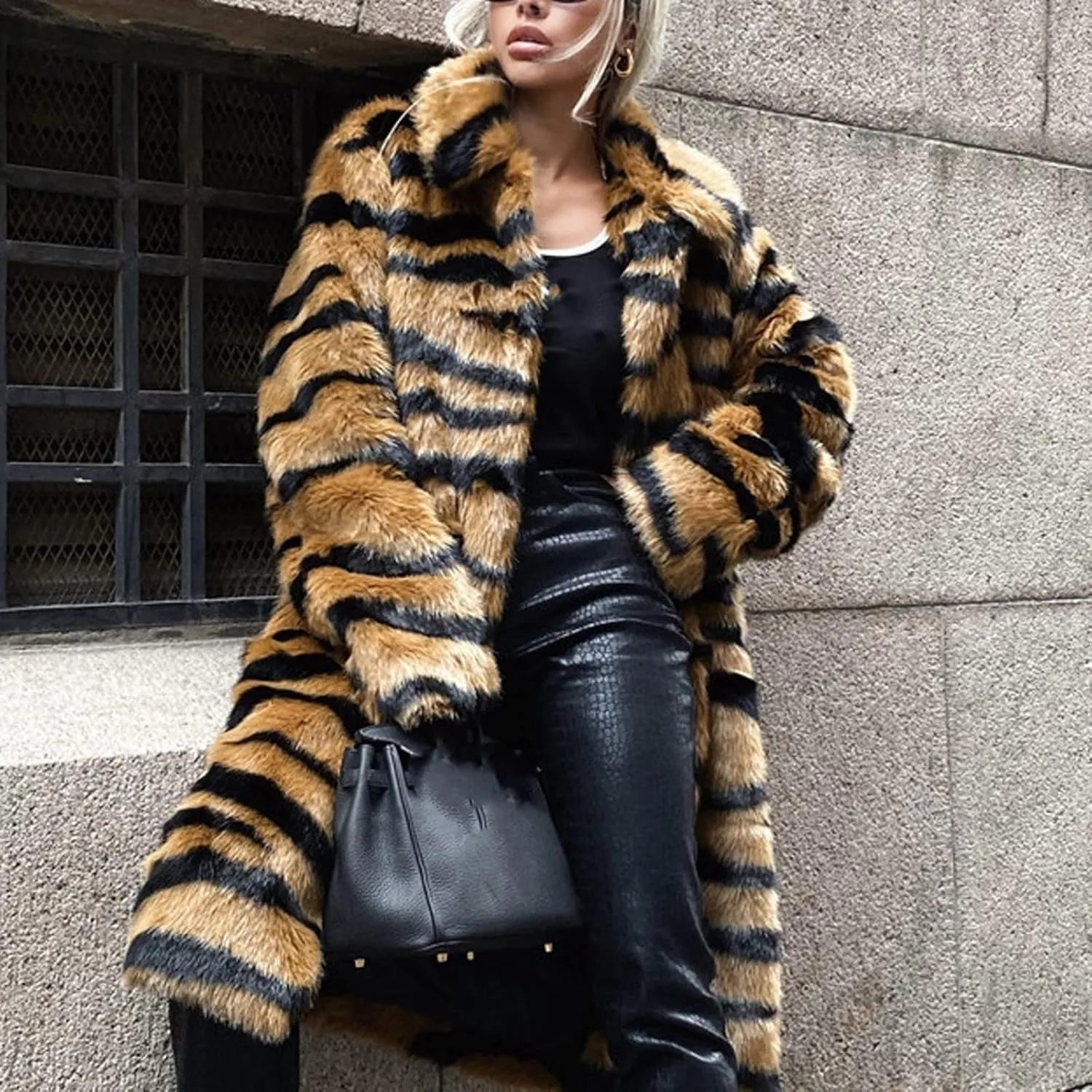 COTECRAM Winter Coats for Women Warm Faux Fur Coat Fashion Cropped Puffer Jackets for Evening Dresses Formal Fuzzy Cardigans