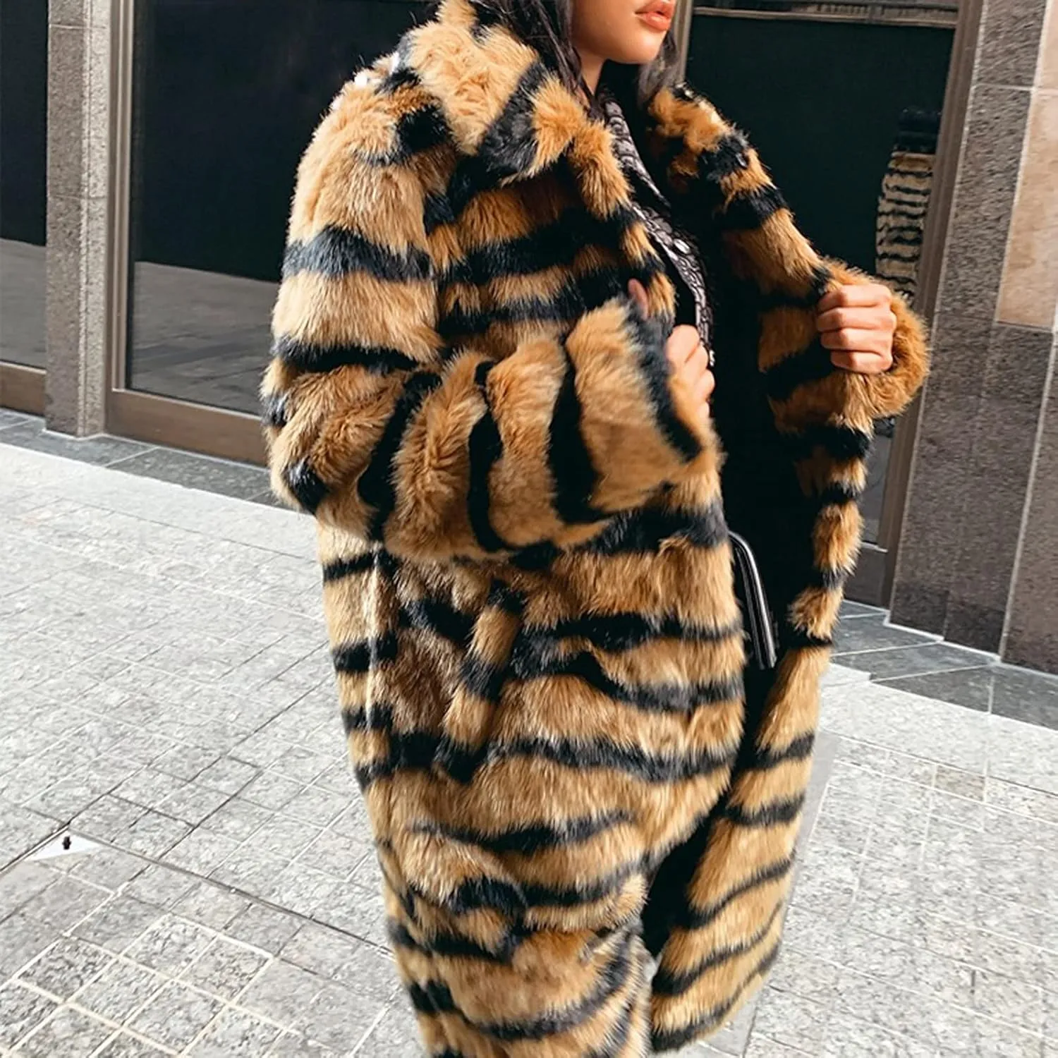 COTECRAM Winter Coats for Women Warm Faux Fur Coat Fashion Cropped Puffer Jackets for Evening Dresses Formal Fuzzy Cardigans