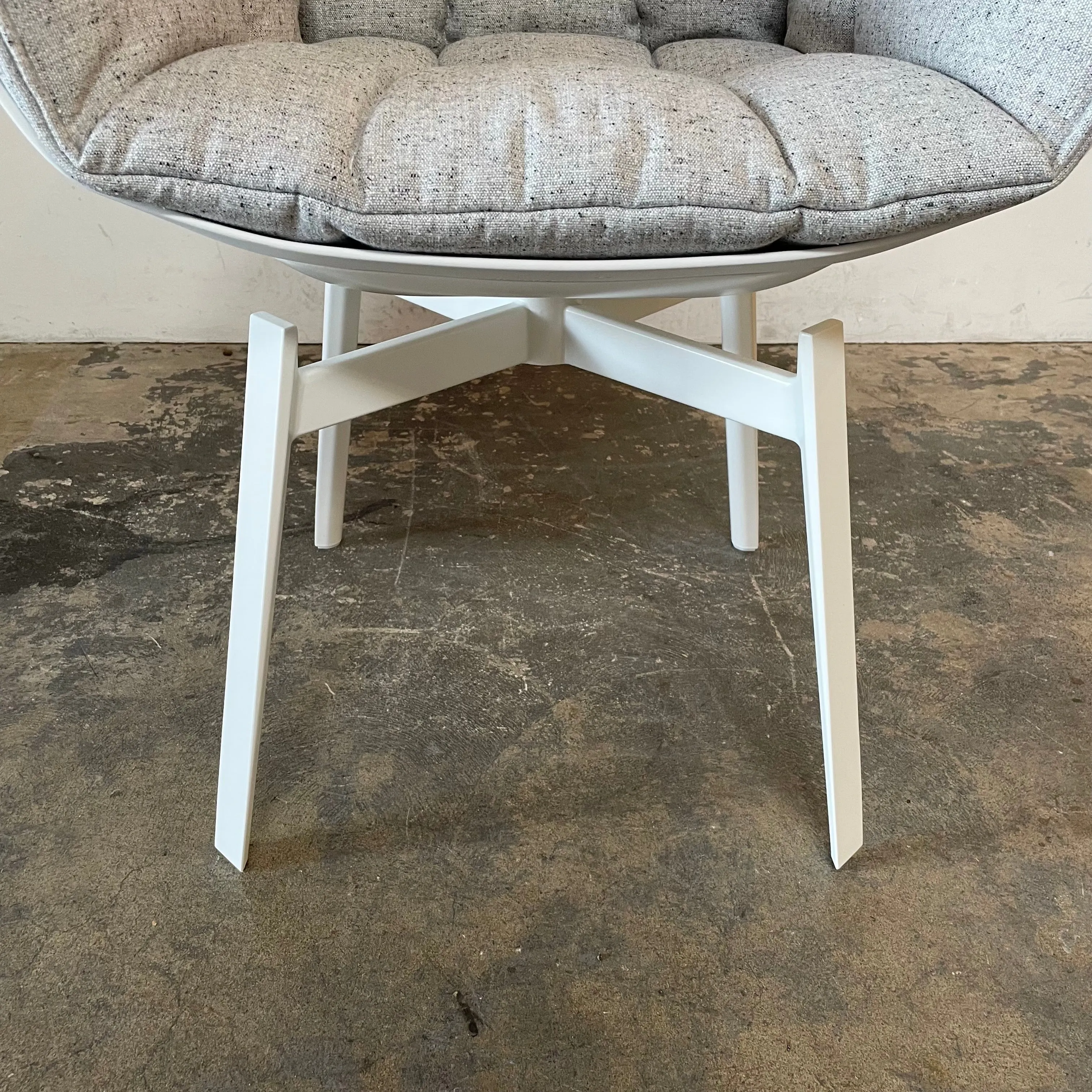 Husk Swivel Dining Chair Set
