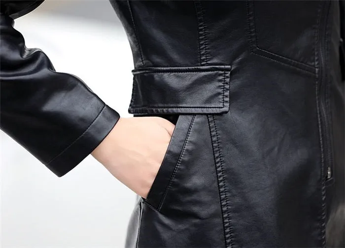 TEEK - Triangle Split Coat