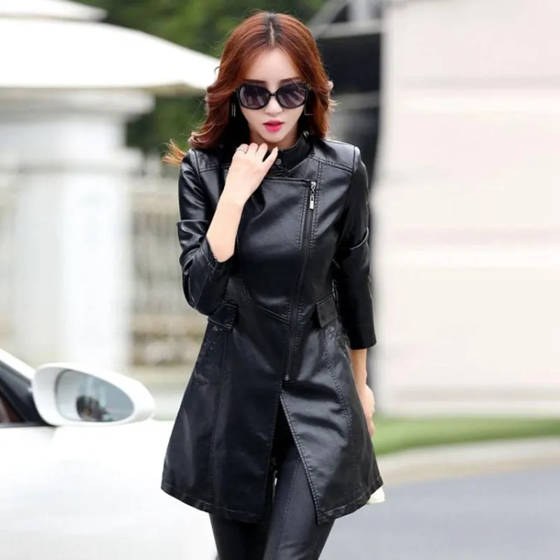 TEEK - Triangle Split Coat