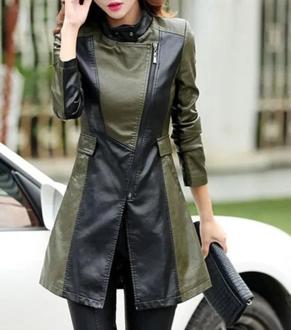 TEEK - Triangle Split Coat
