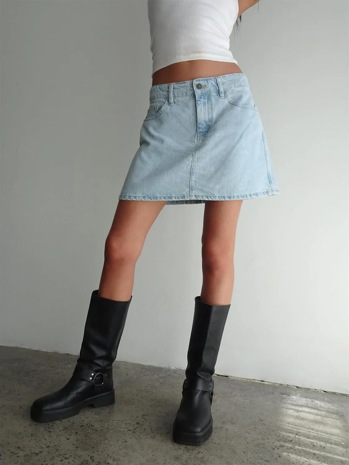 Y2k Jean Skirt for Women Low Rise A Line Raw Hem Frayed Denim Mini Skirt with Pockets Summer Going Out Short Skirt
